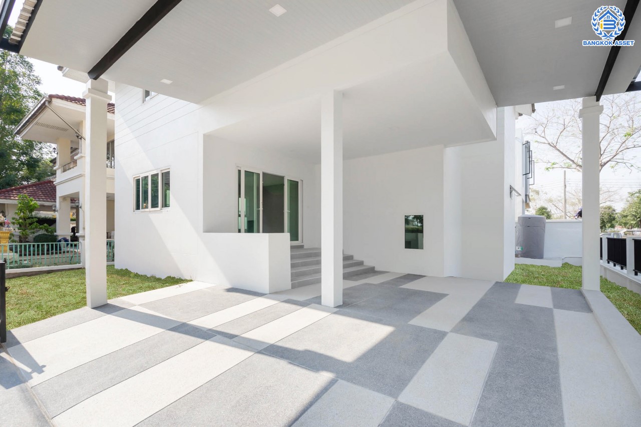 บ้านมือสองตกแต่งใหม่ ม.โนเบิล อุทยาน บรมราชชนนี-พุทธมณฑลสาย3 ห้องมุม เนื้อที่ 60 ตร.ว. ฟังก์ชัน 4 ห้องนอน 3 ห้องน้ำ บนทำเลศักยภาพ ใกล้ทางคู่ขนานลอยฟ้าบรมราชชนนี ม.มหิดล และ เพียง 10 นาทีถึงเซ็นทรัลศาลายา